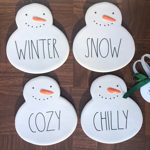 NWT Rae Dunn Snowman Christmas Set of 4 Ceramic Coasters - Picture 1 of 3